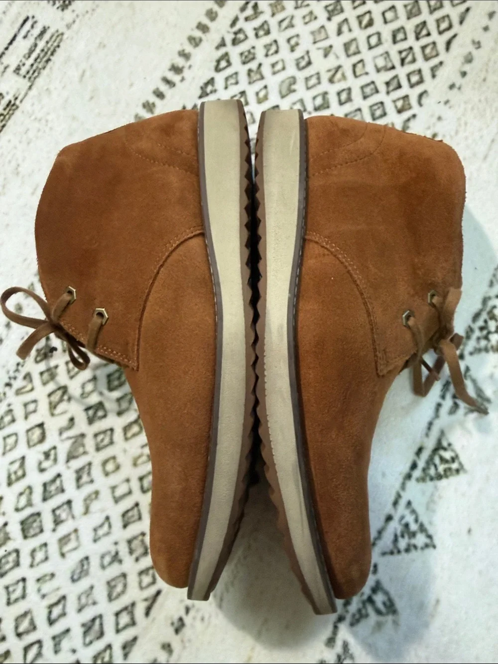 L.L. Bean Men's Suede Chukka Boots - Chestnut Brown